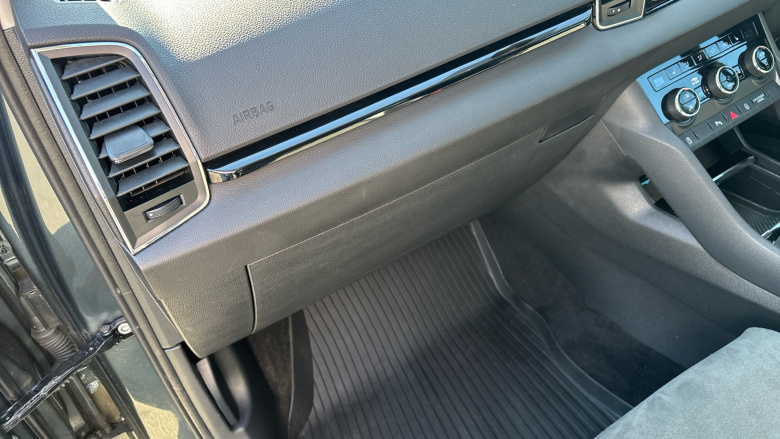 Skoda Karoq 1.5 TSI SE L 5dr DSG Petrol Estate